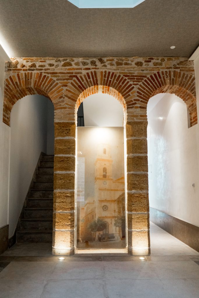 Reforma integral de finca para viviendas en calle Torre 46, Cádiz