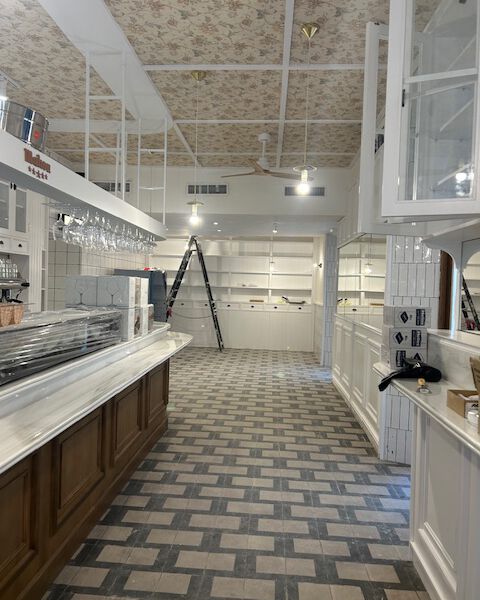 Adecuación de local para bar La Marina, Cádiz - Imagen 1